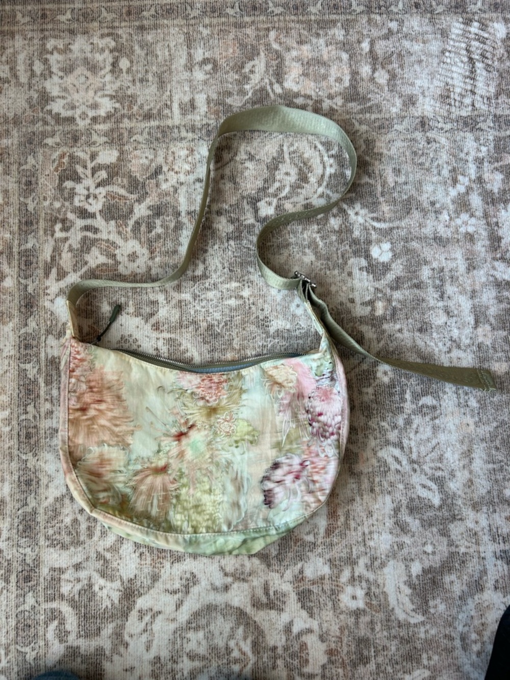 Collina Strada Baggu medium crescent